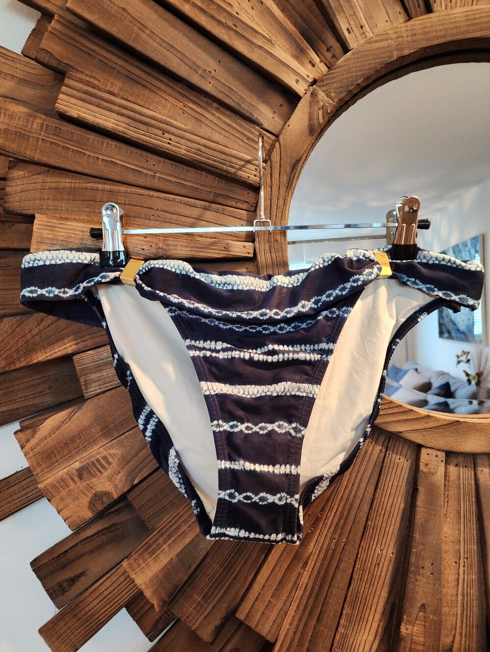 NEW! VIX PAULA HERMANNY SZ XL Navy Patterned Bikini Bottoms Gold Accents
